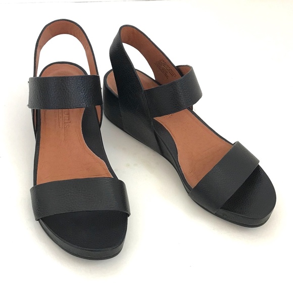 GENTLE SOULS Gianna 2 Wedge Sandals Leather Black Women’s Size 9 - Picture 1 of 16